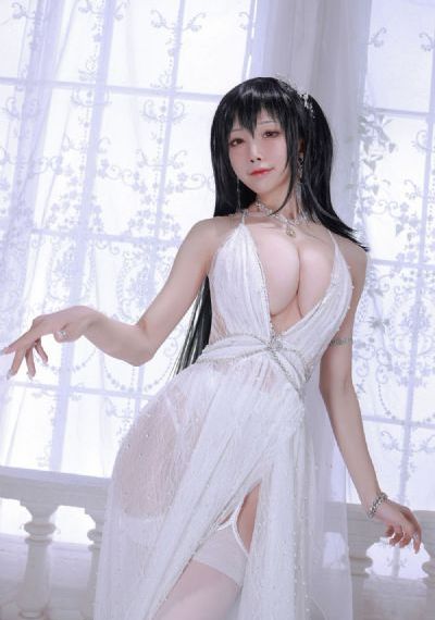 欧美cosplay自慰喷水_迅雷在线观看