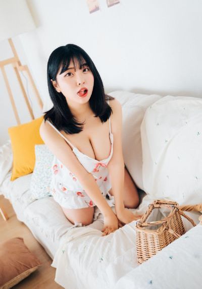 强行扒开双腿做受第一次_免费手机在线看观看