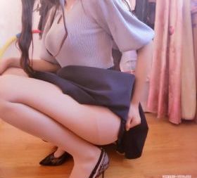 美女玩逼逼_1080高清在线观看