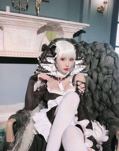 美女逼逼逼_超清最新电影在线观看